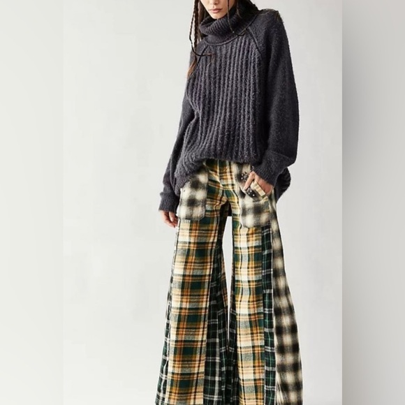 Free People Sweaters - Free People Big City Turtleneck Sweater Oversized Slouchy Chunky Fuzzy Grunge S